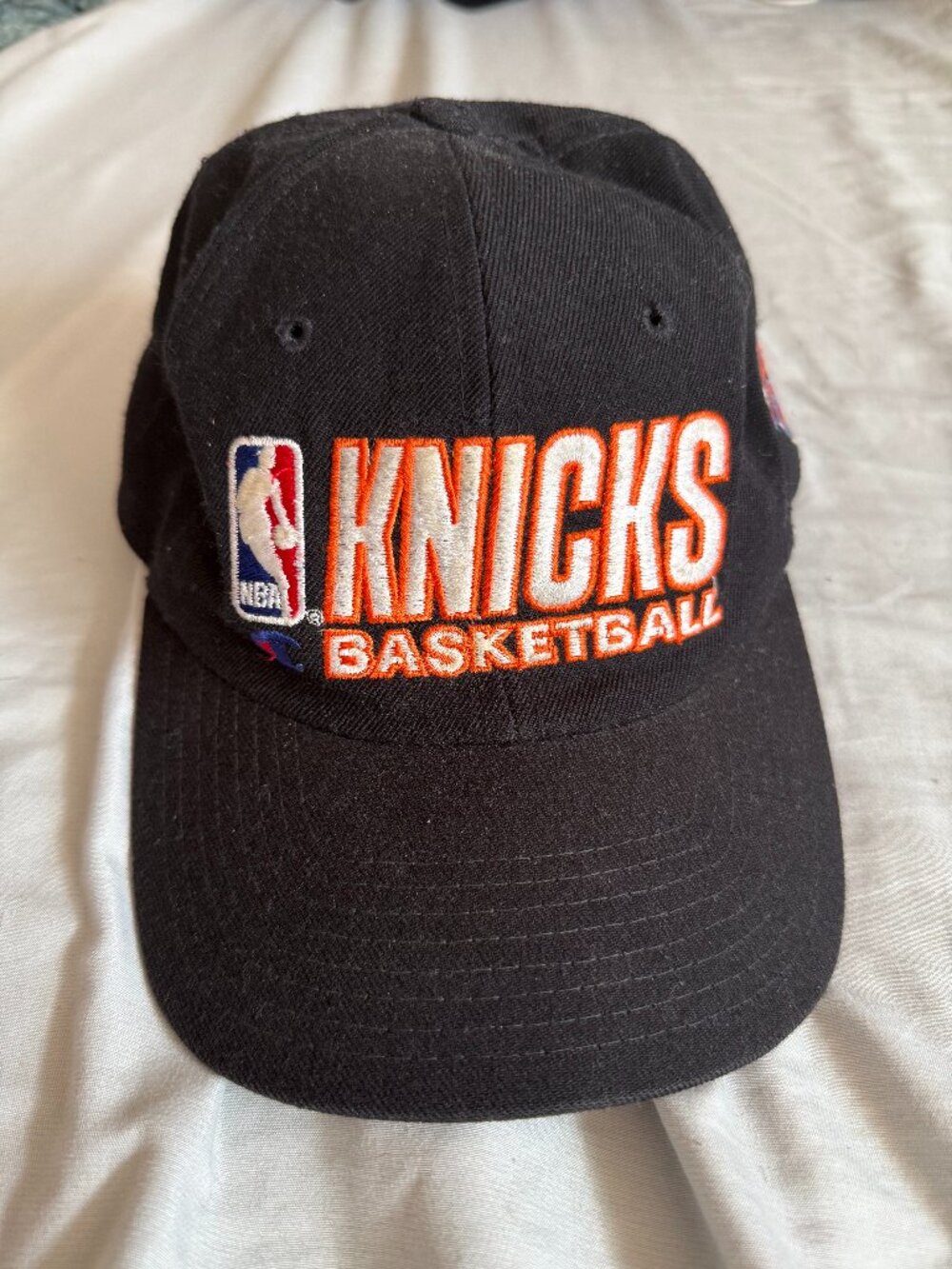 Vintage NBA New York Knicks Basketball SnapBack Hat Cap 90s